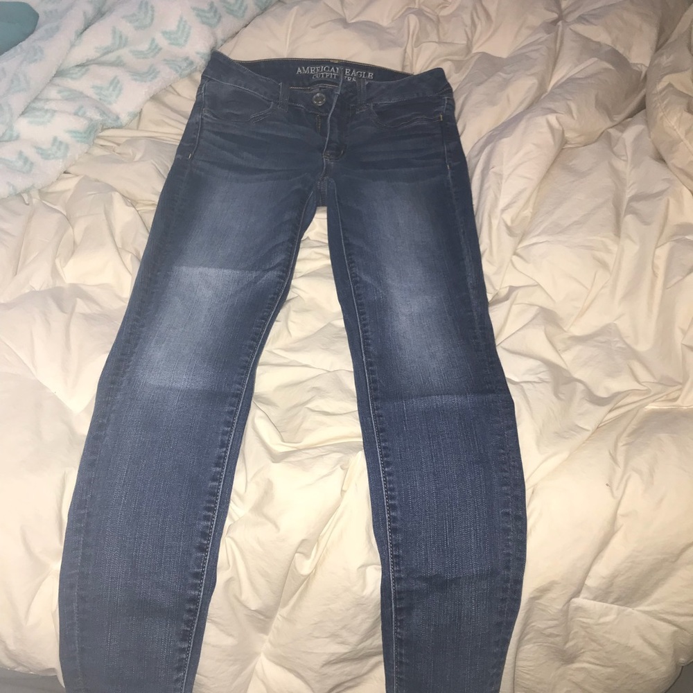 American eagle size 2, short jeans